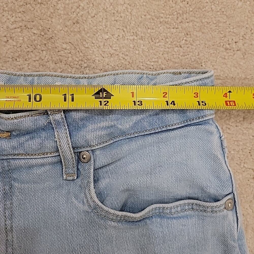 Womens LOFT Curvy Kick Crop Jeans High Size 10 30 Light Wash Denim Fray Hem - Picture 2 of 11